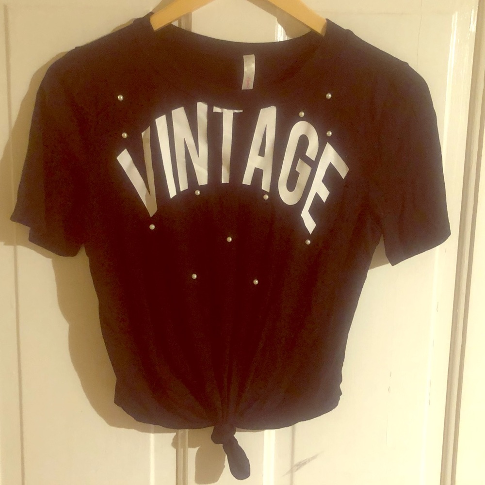 Vintage tee with pearls